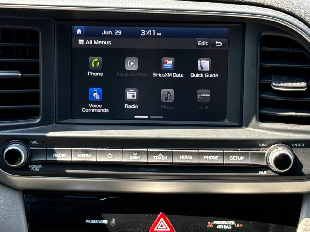 2019 Hyundai Elantra - $8,900