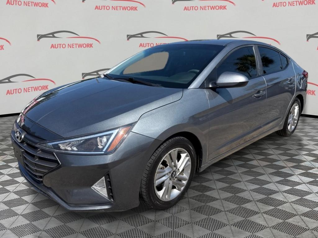 2019 Hyundai Elantra - $8,900