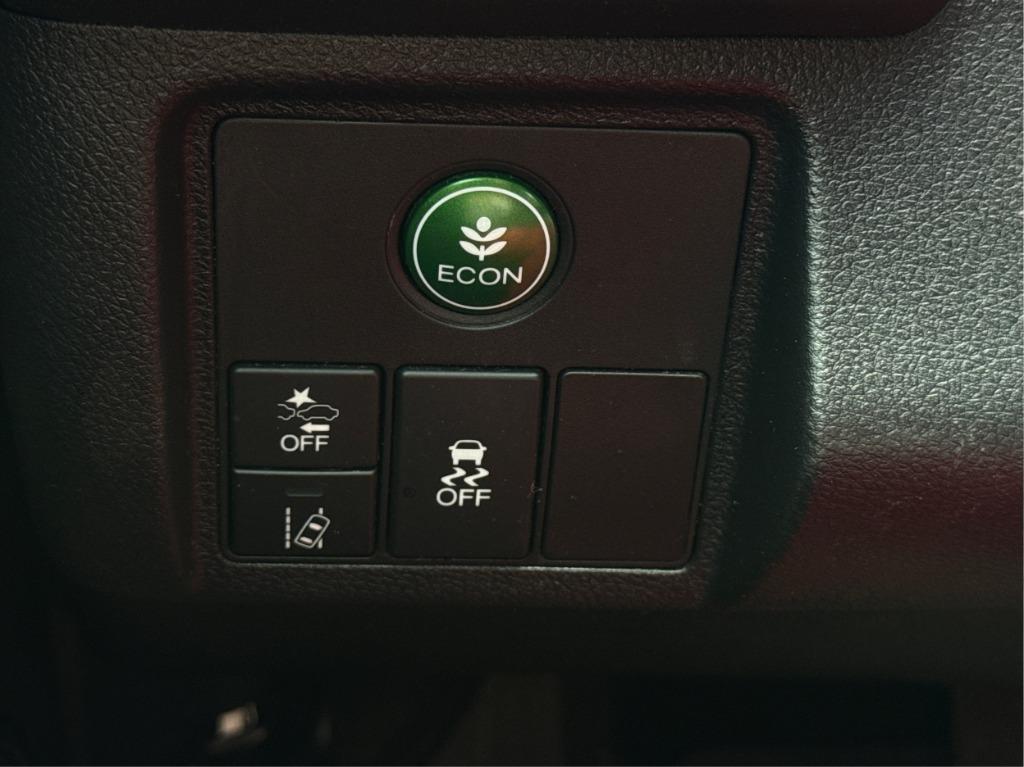 2022 Honda HR-V - $15,900