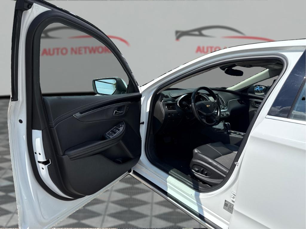2019 Chevrolet Impala - $13,900