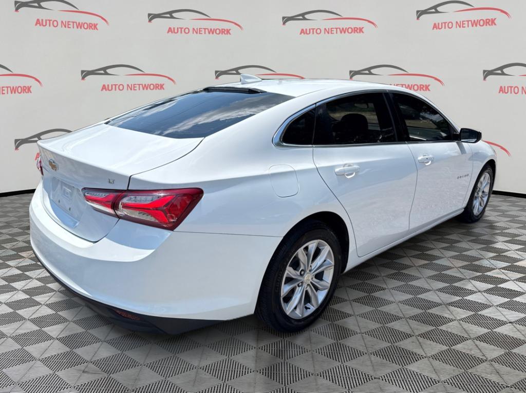 2021 Chevrolet Malibu - $11,900