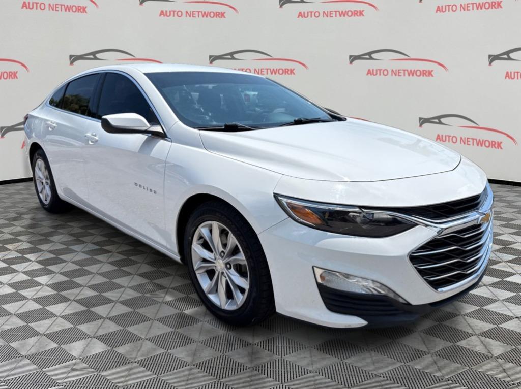 2021 Chevrolet Malibu - $11,900