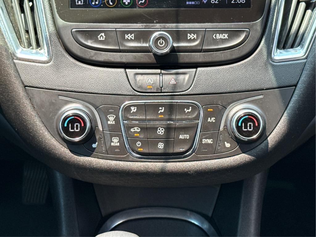 2021 Chevrolet Malibu - $11,900