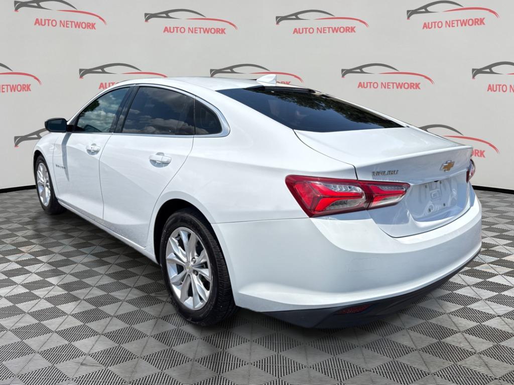 2021 Chevrolet Malibu - $11,900