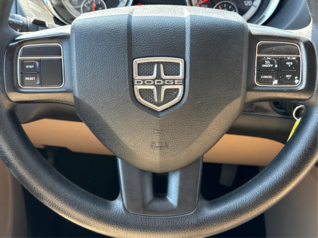 2016 Dodge Grand Caravan - $7,900