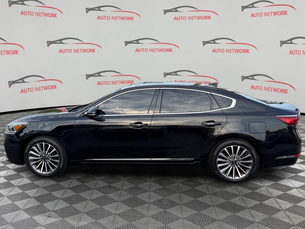 2017 Kia Cadenza - $10,900