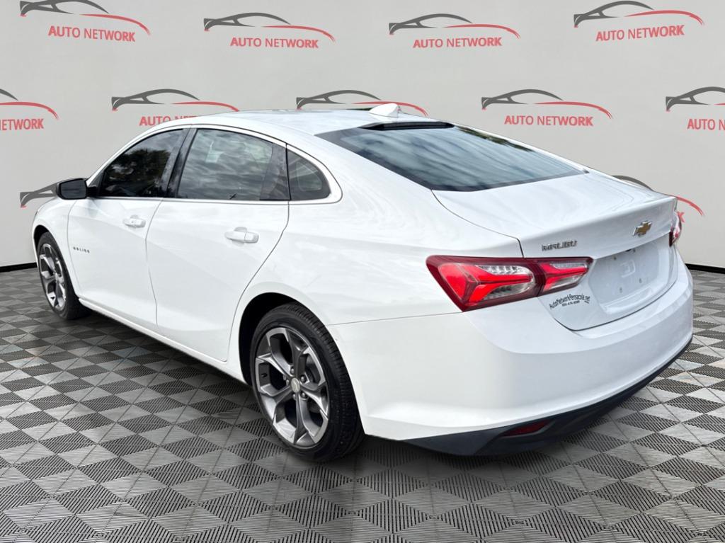 2021 Chevrolet Malibu - $10,900