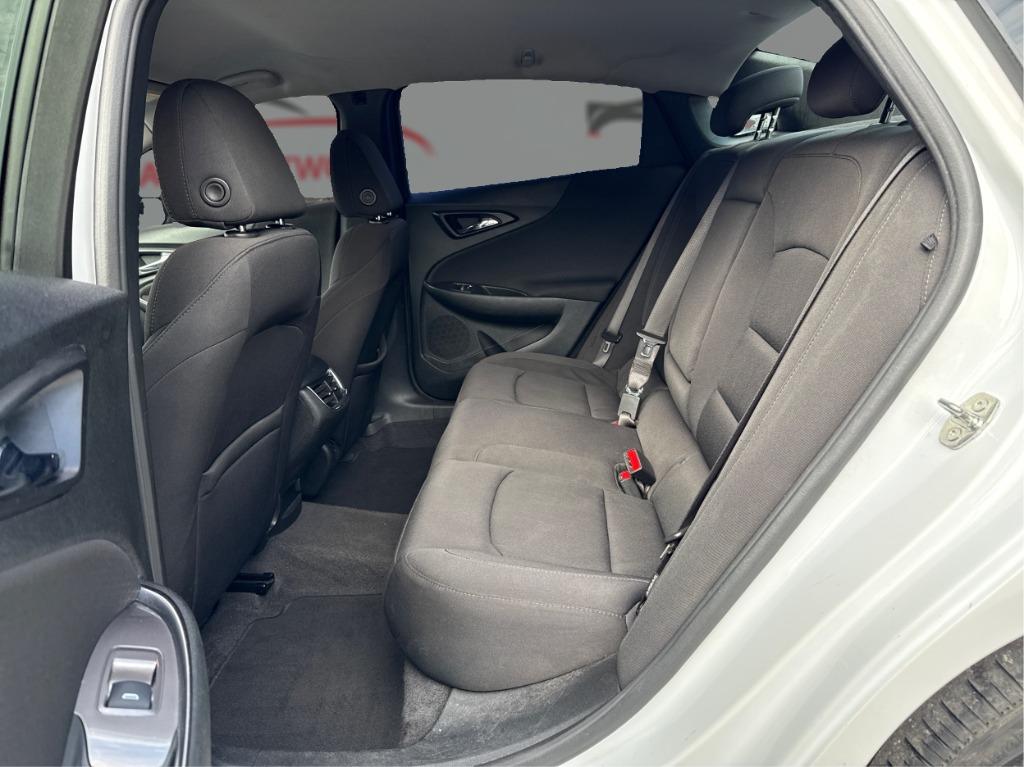 2021 Chevrolet Malibu - $10,900