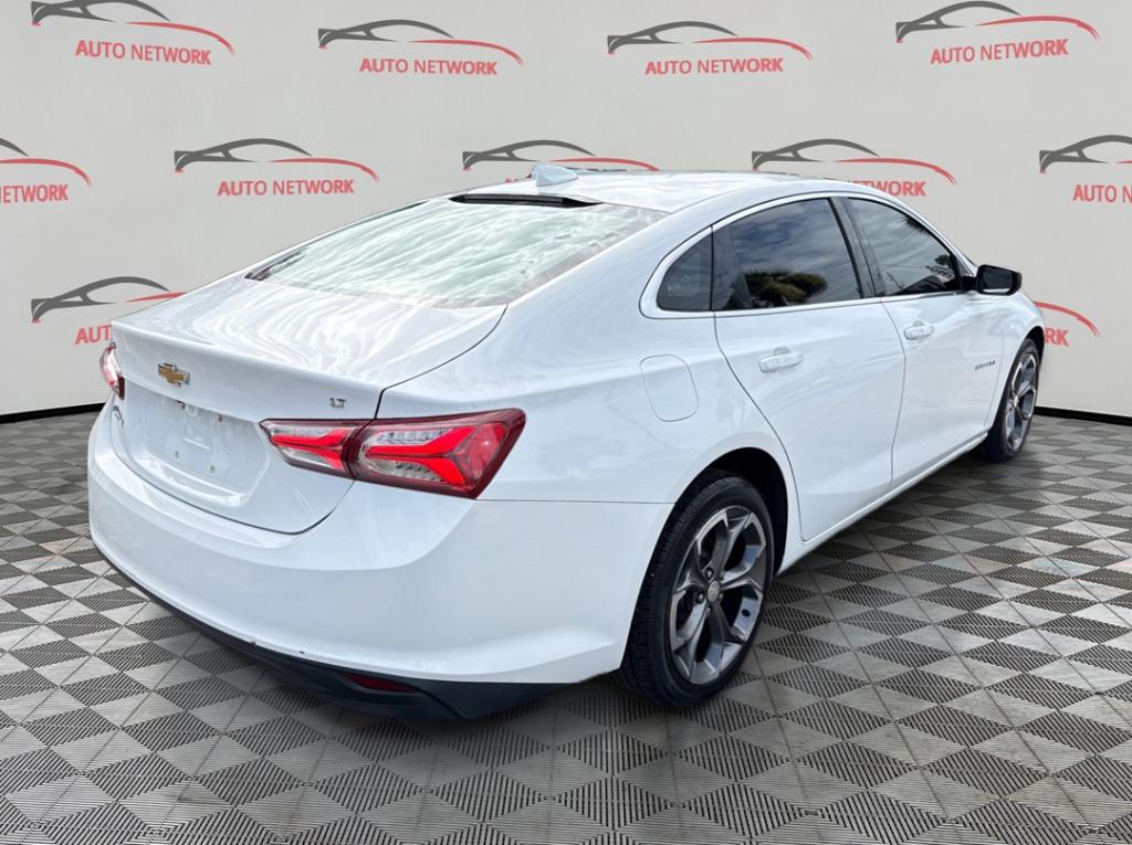 2021 Chevrolet Malibu - $10,900