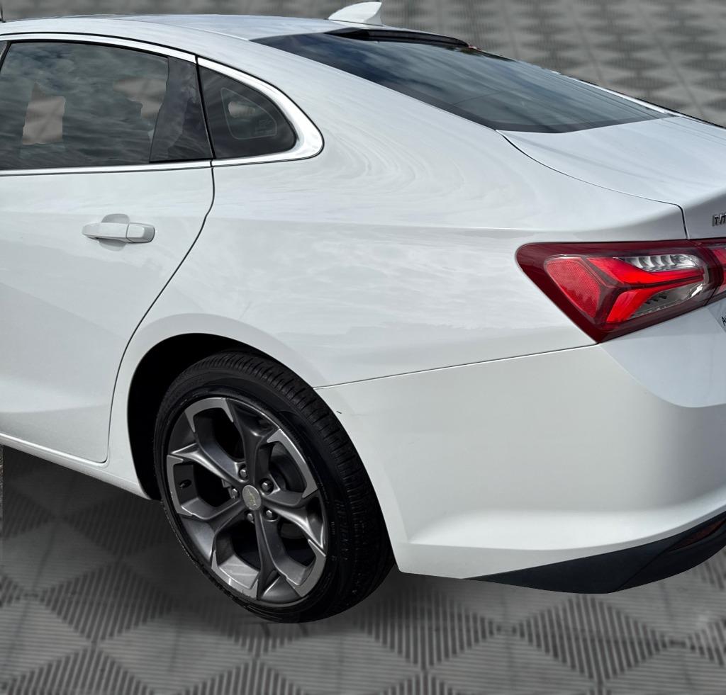 2021 Chevrolet Malibu - $10,900