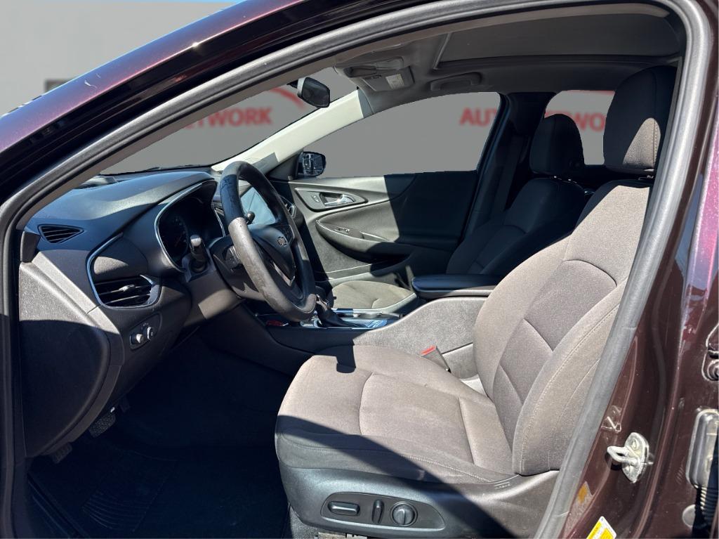 2021 Chevrolet Malibu - $10,900