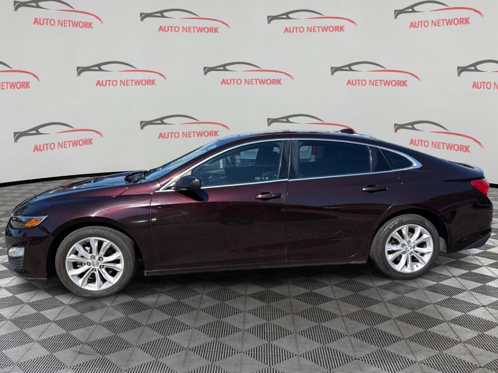 2021 Chevrolet Malibu - $10,900