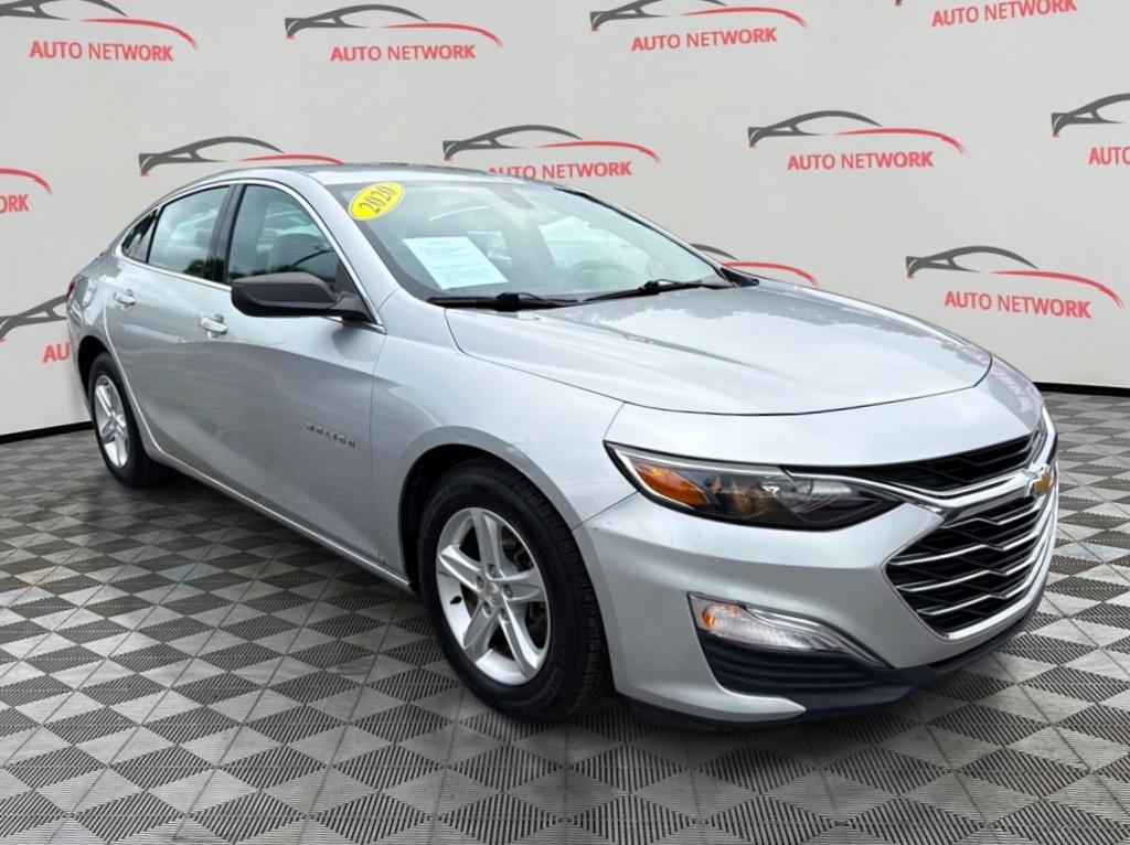 2020 Chevrolet Malibu - $8,900
