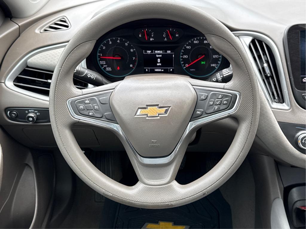 2020 Chevrolet Malibu - $8,900