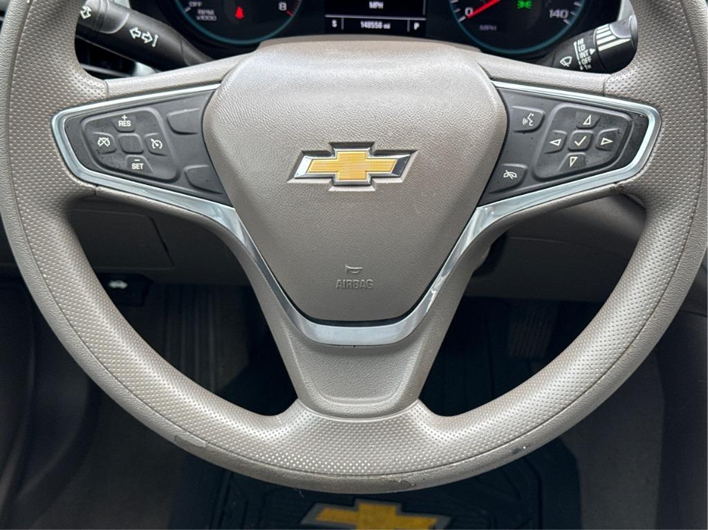 2020 Chevrolet Malibu - $8,900