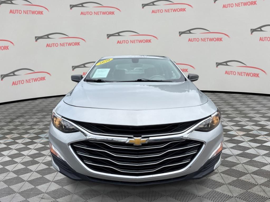 2020 Chevrolet Malibu - $8,900