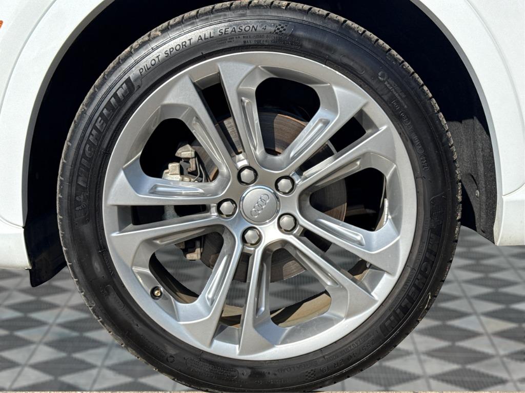 2018 Audi Q3 - $11,900