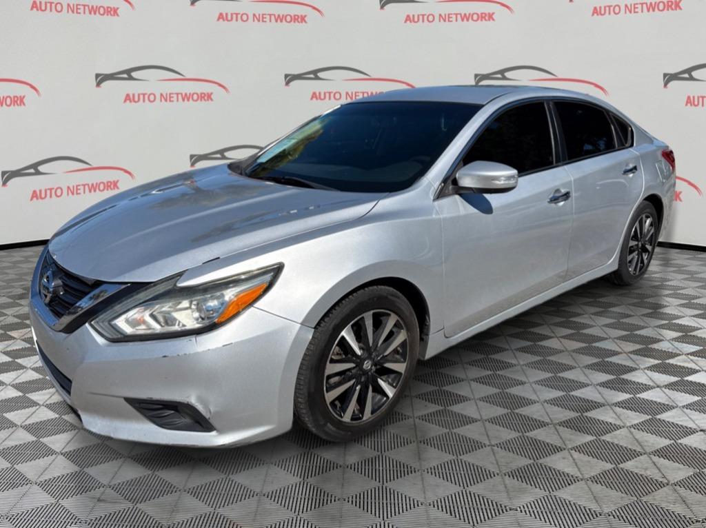 2018 Nissan Altima - $3,900