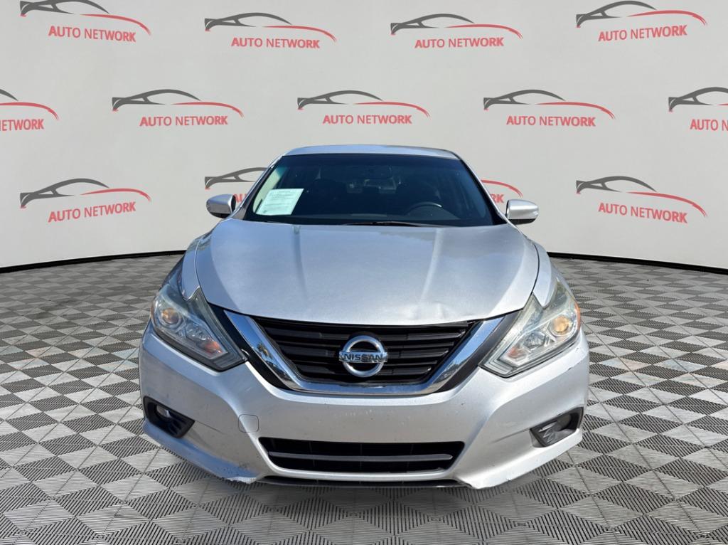 2018 Nissan Altima - $3,900