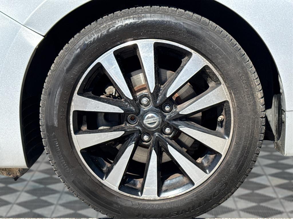2018 Nissan Altima - $3,900