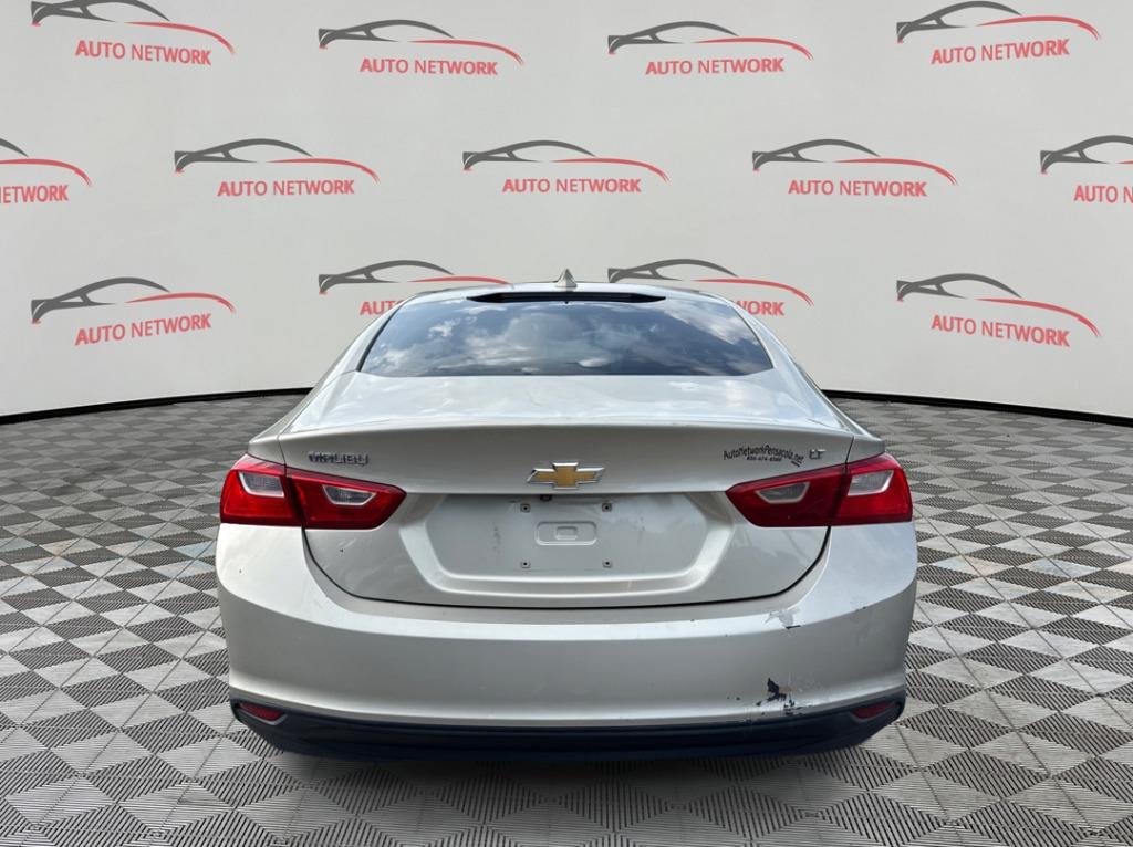 2016 Chevrolet Malibu - $5,900