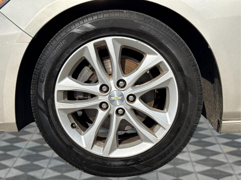 2016 Chevrolet Malibu - $5,900