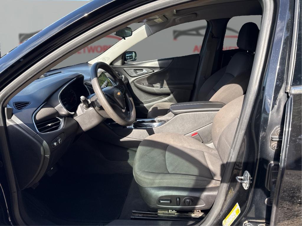 2019 Chevrolet Malibu - $6,900