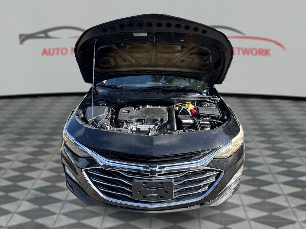 2019 Chevrolet Malibu - $6,900