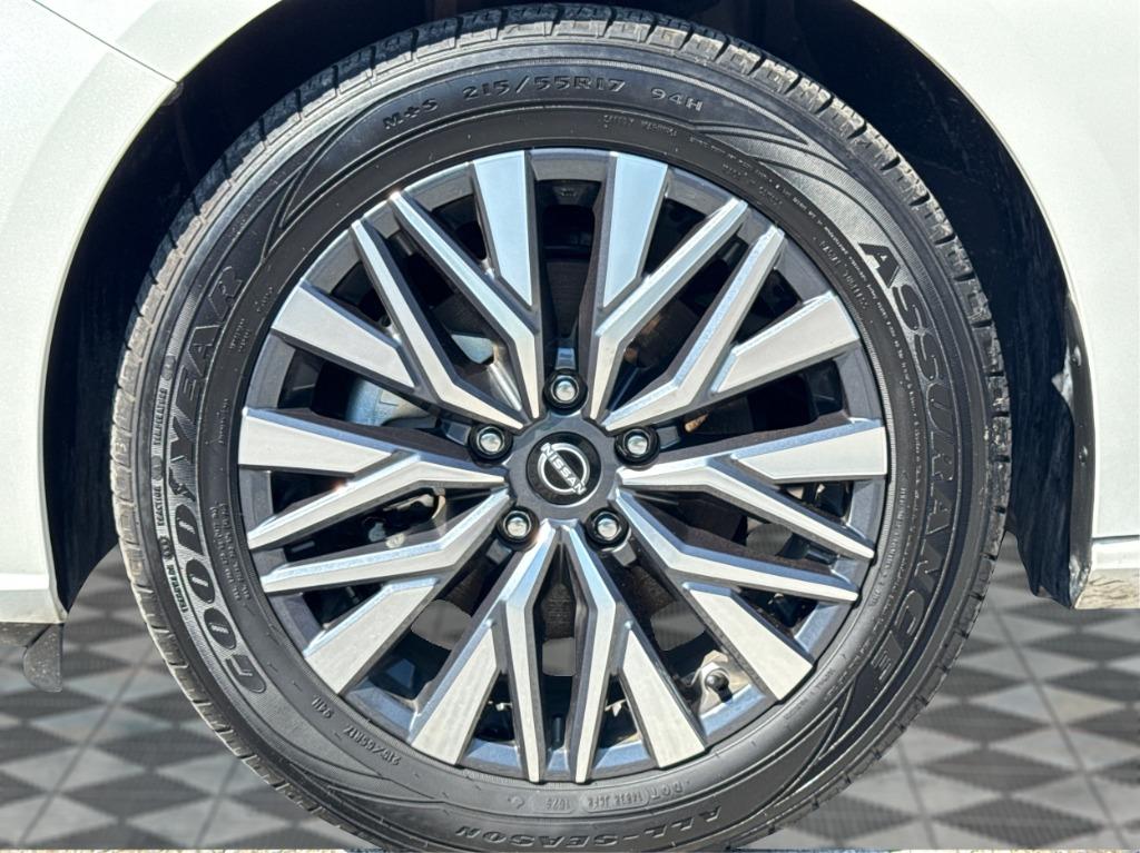 2026 Nissan Altima - $26,900