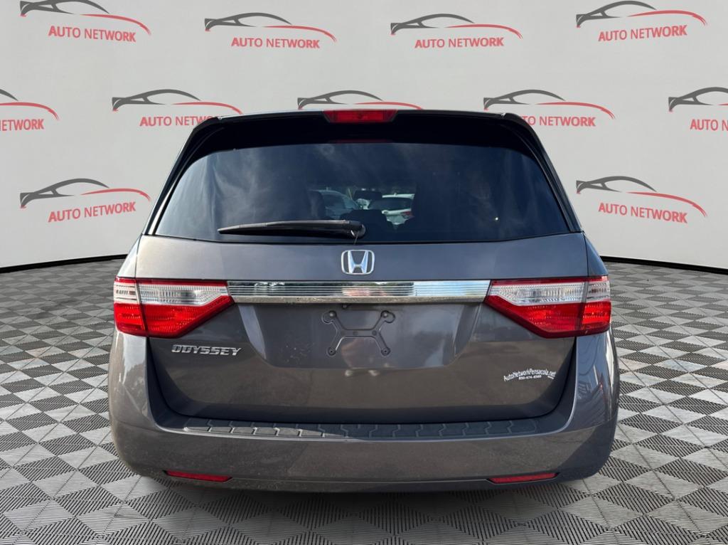 2013 Honda Odyssey - $9,900