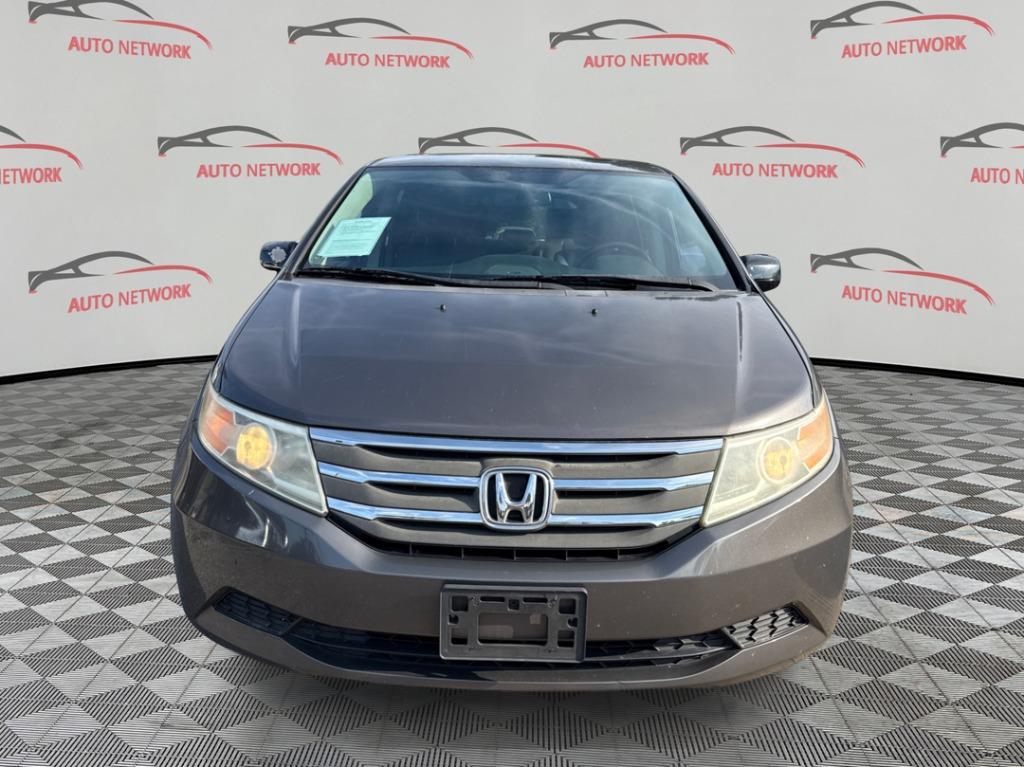 2013 Honda Odyssey - $9,900