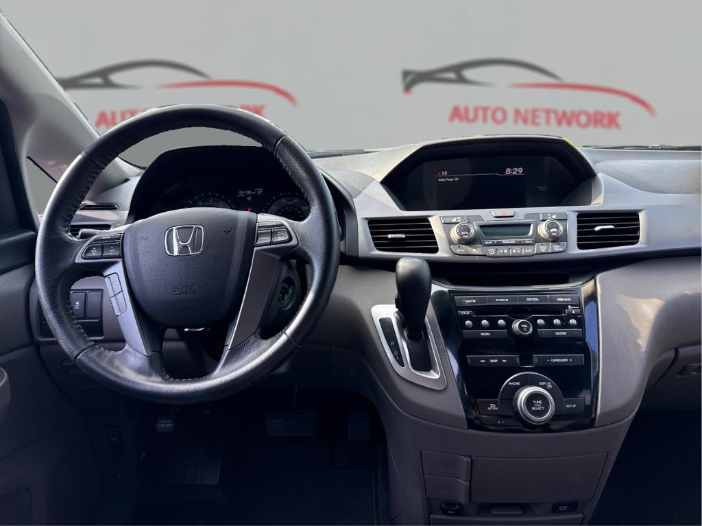2013 Honda Odyssey - $9,900