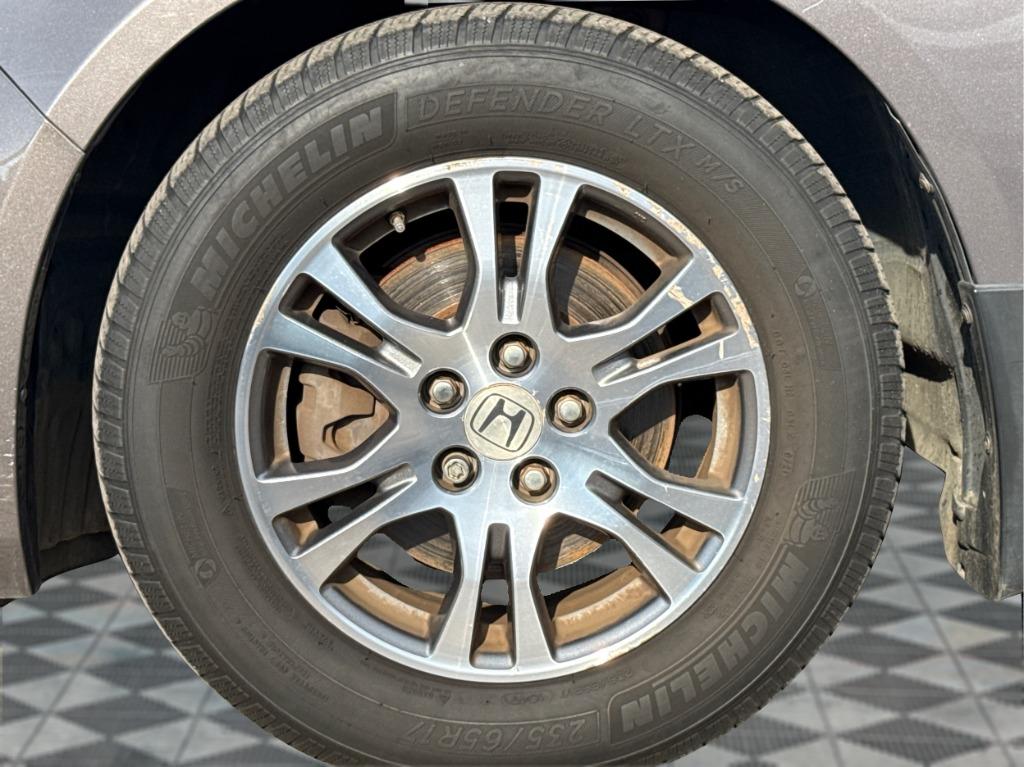 2013 Honda Odyssey - $9,900