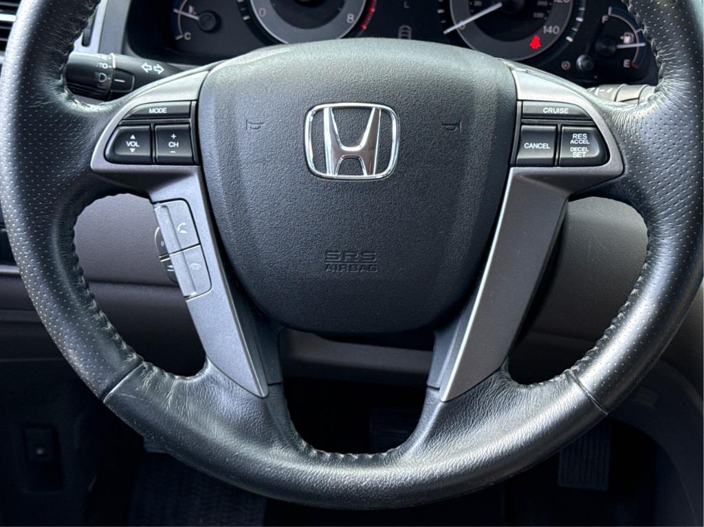 2013 Honda Odyssey - $9,900