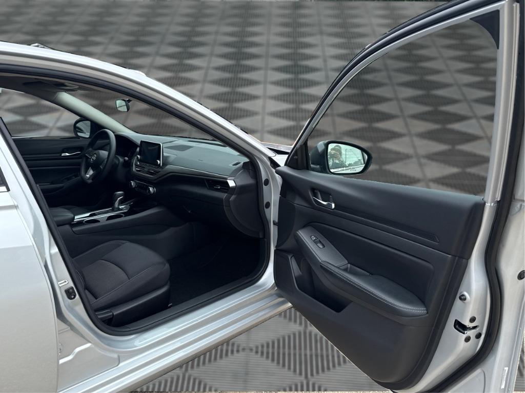 2024 Nissan Altima - $19,900