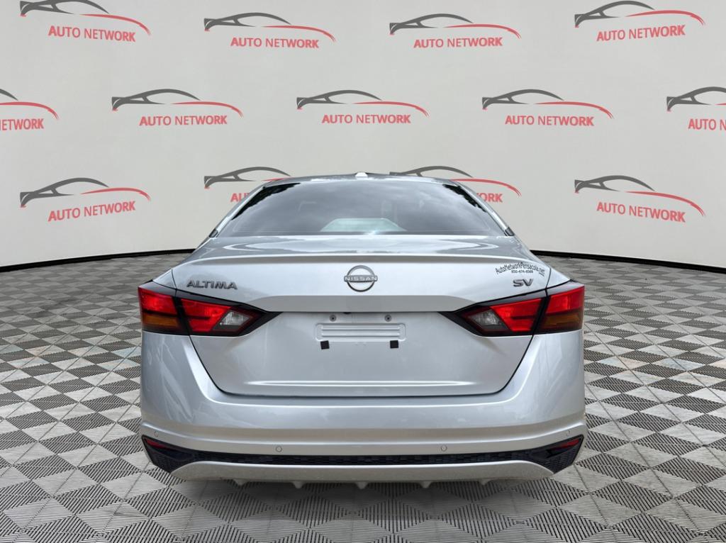 2024 Nissan Altima - $19,900