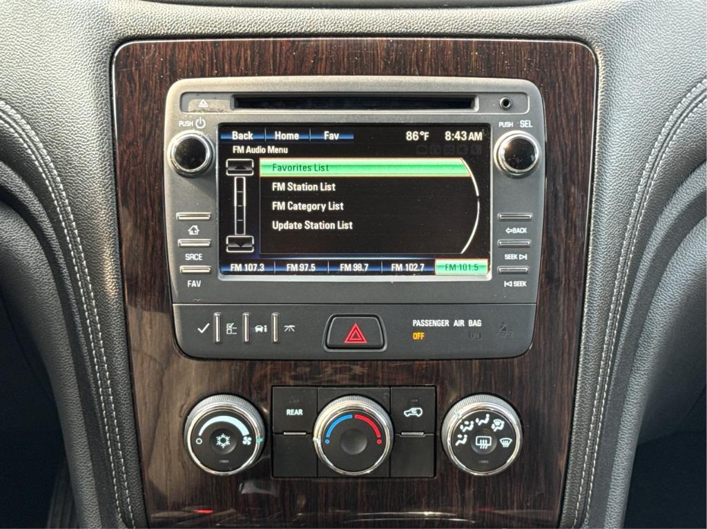 2016 Chevrolet Traverse - $7,900