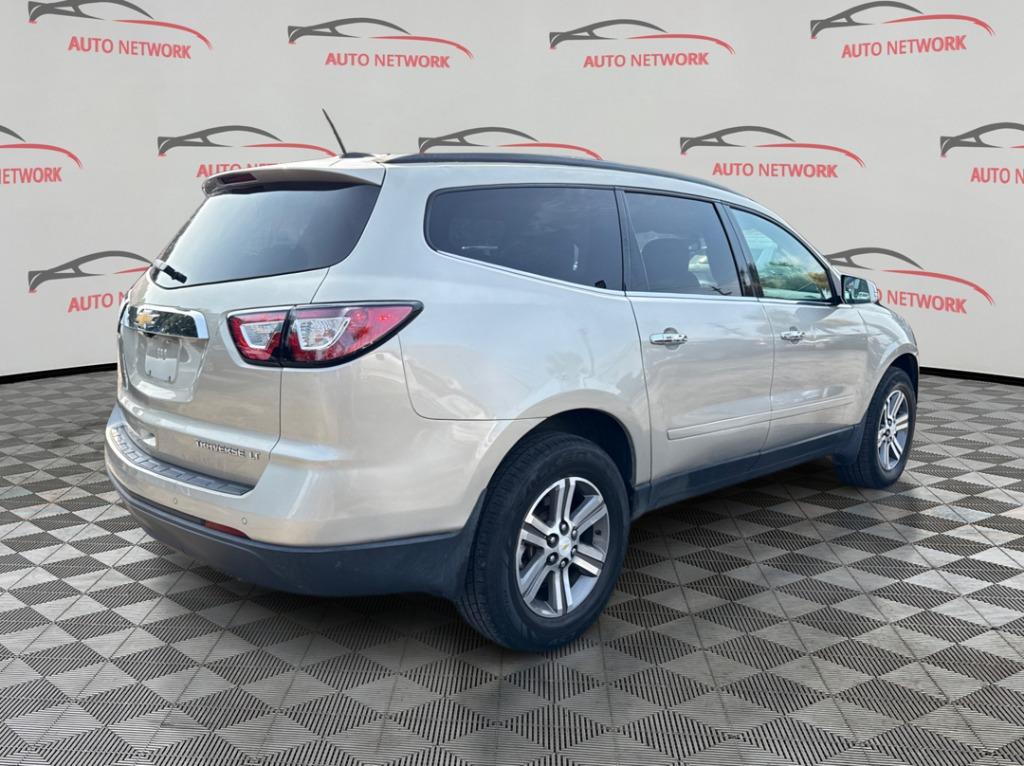 2016 Chevrolet Traverse - $7,900