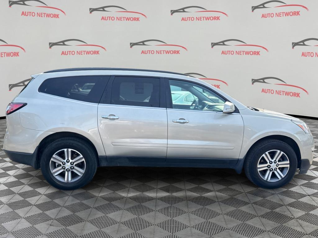 2016 Chevrolet Traverse - $7,900