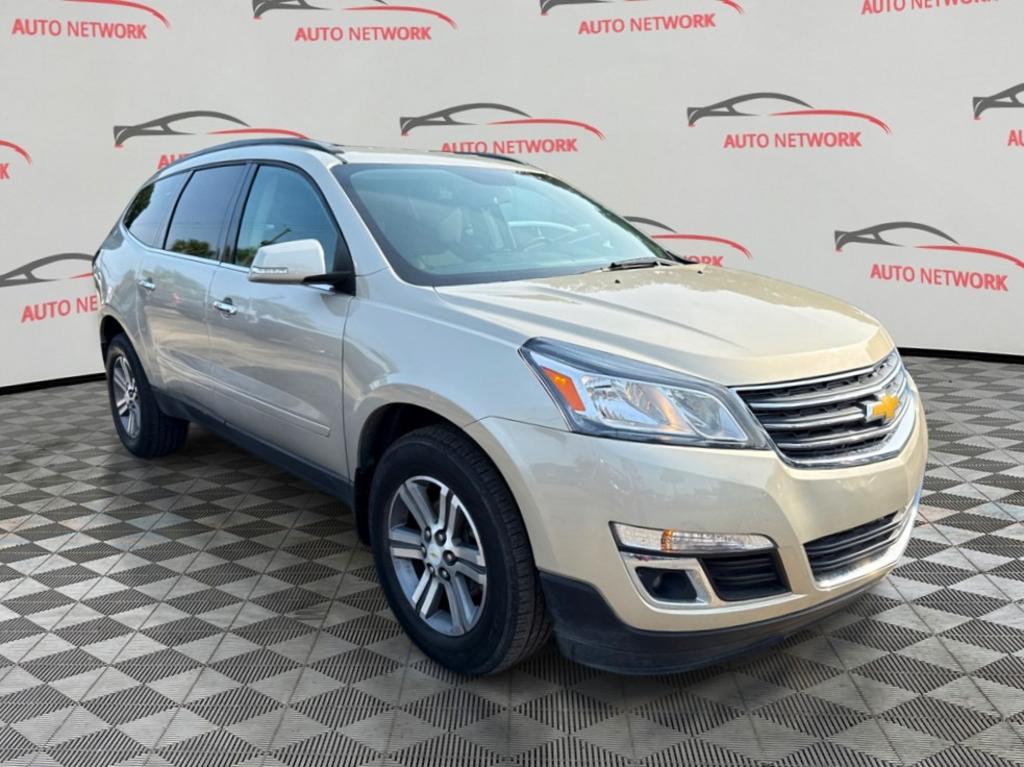 2016 Chevrolet Traverse - $7,900