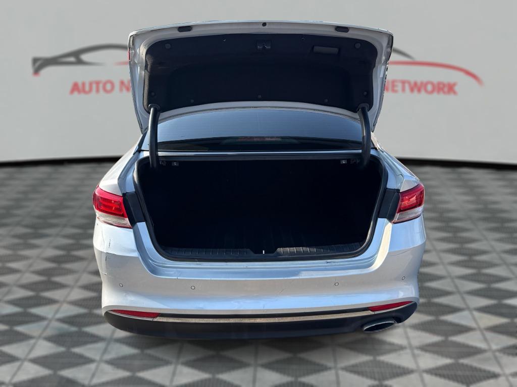 2018 Kia Optima - $8,900