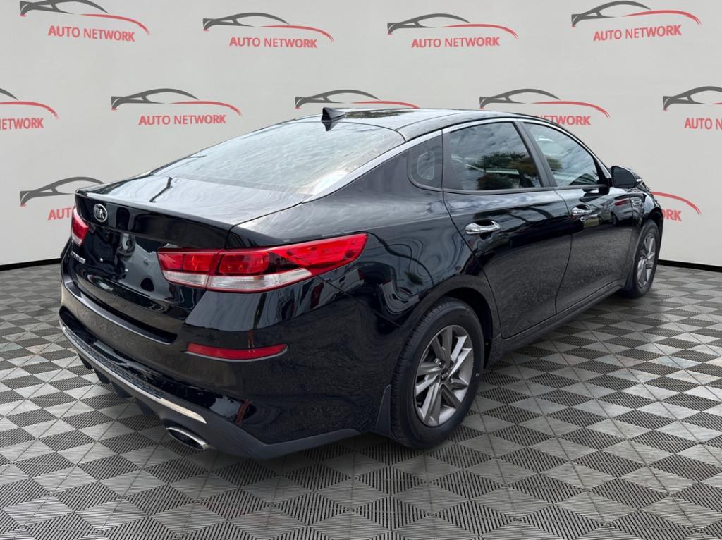 2020 Kia Optima - $10,900