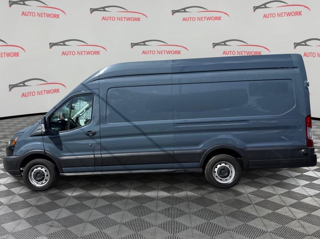 2019 Ford Transit - $17,900