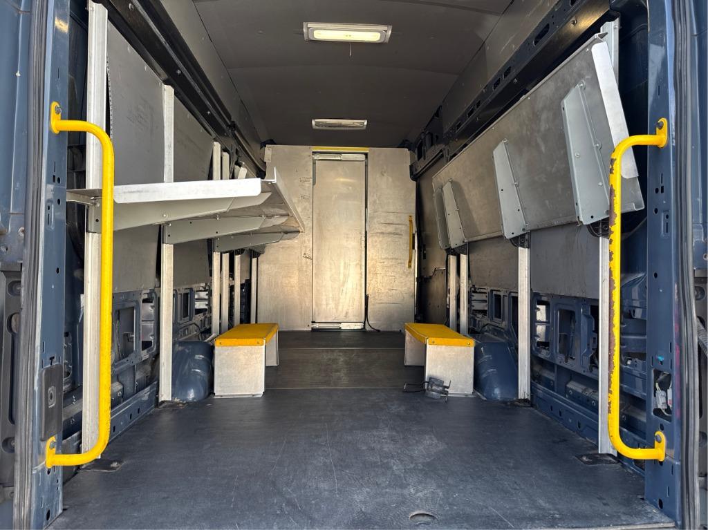 2019 Ford Transit - $17,900