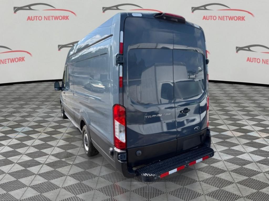 2019 Ford Transit - $17,900