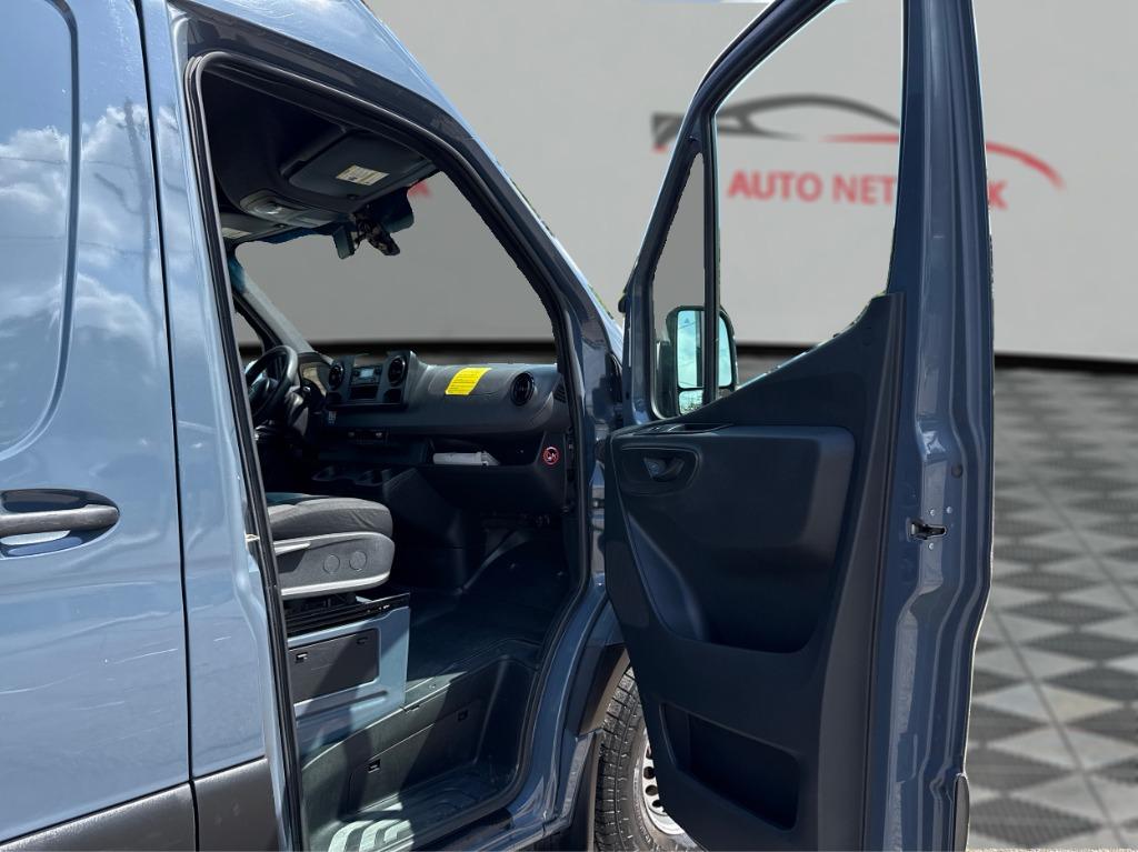 2019 Mercedes-Benz Sprinter - $21,900