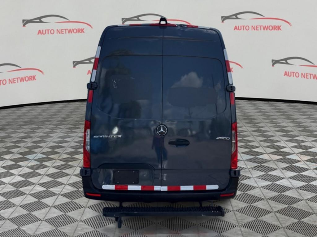 2019 Mercedes-Benz Sprinter - $21,900