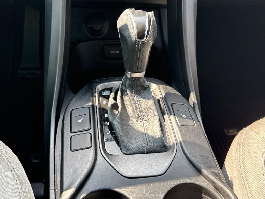 2014 Hyundai Santa Fe - $7,900