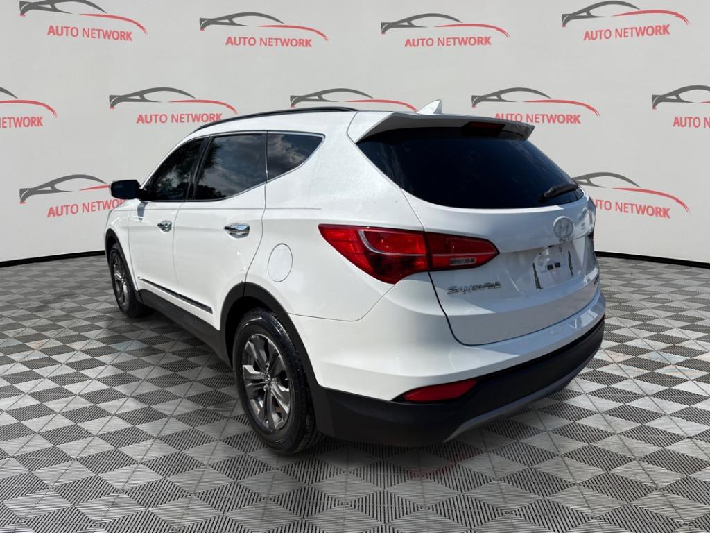 2014 Hyundai Santa Fe - $7,900