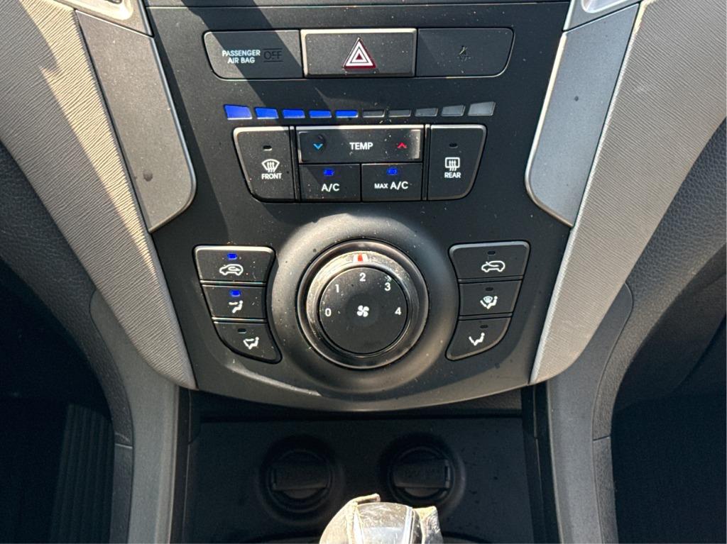 2014 Hyundai Santa Fe - $7,900